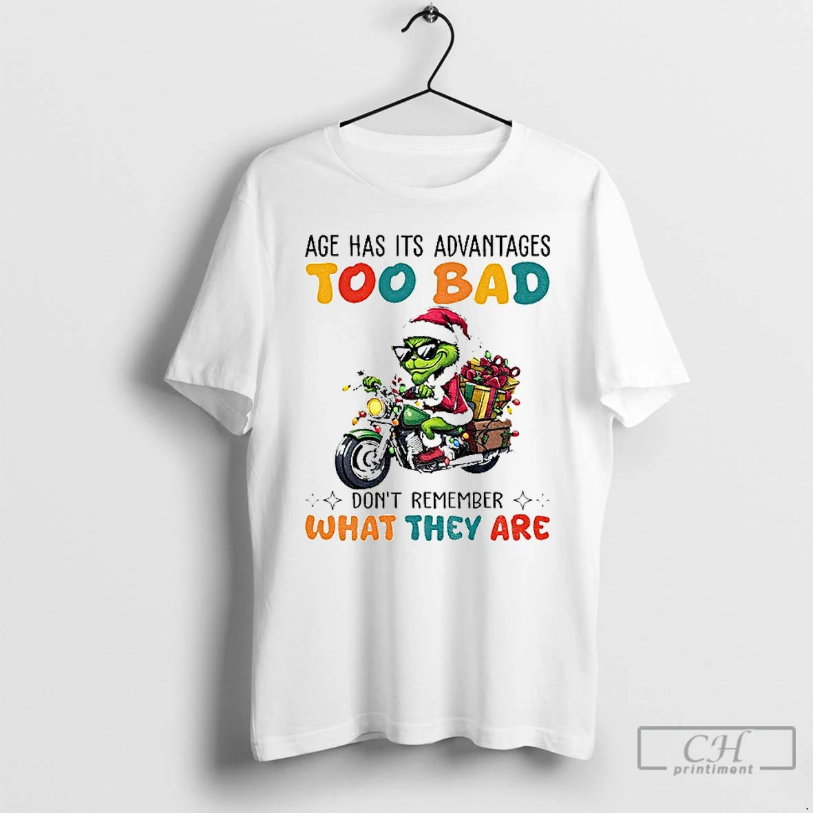 Classic Grinch Santa Hat Age Has Its Advantages Too Bad Dont Remember What They Are T-Shirts, Hoodie, Sweatshirt