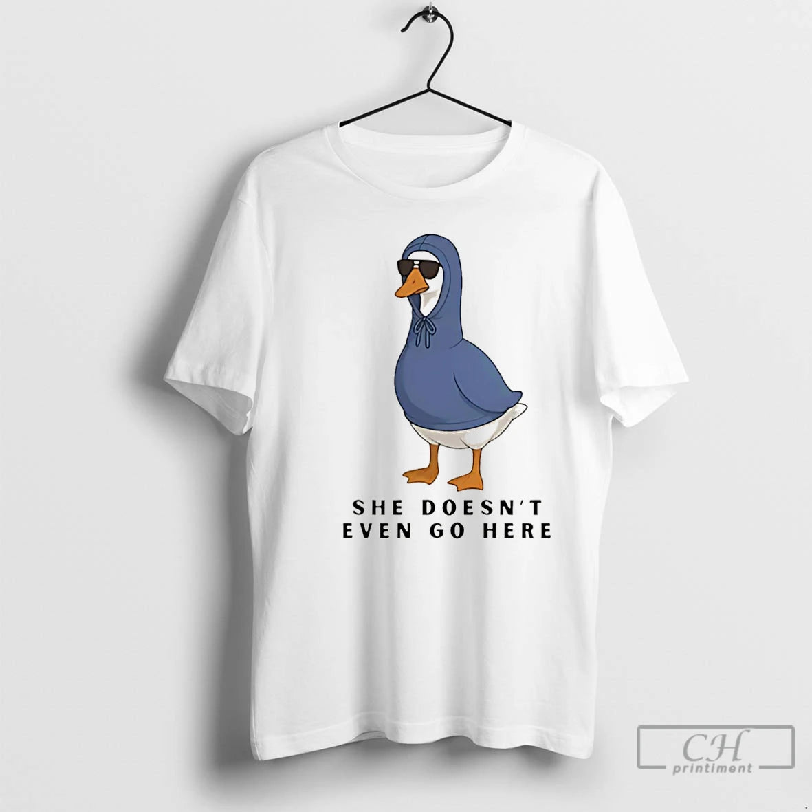 Classic She Doesnt Even Go Here Duck Christmas T-Shirts, Hoodie, Sweatshirt | AU18TeeNovaLab.com