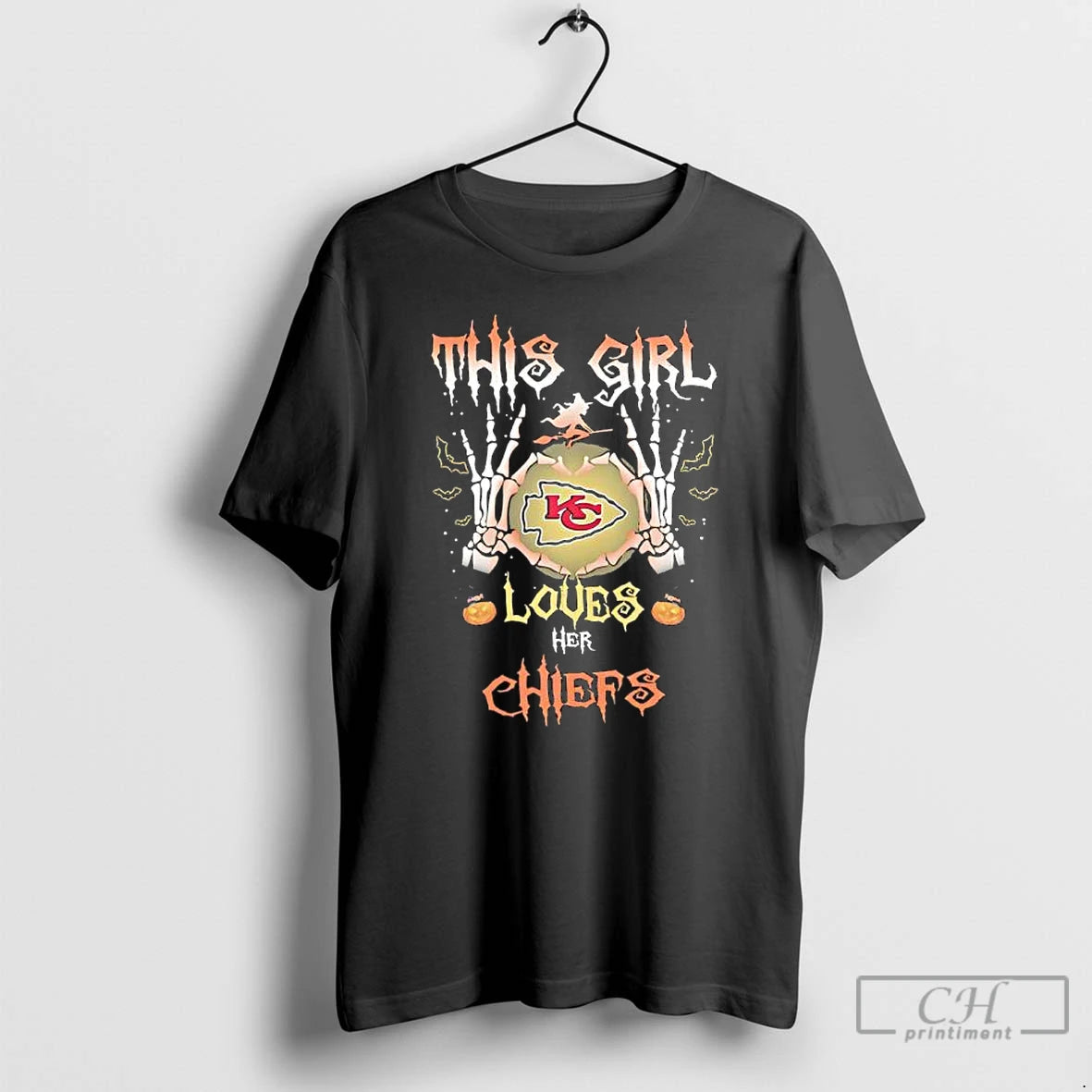 Classic This Girl Loves Her Kansas City Chiefs Halloween 2025 T Shirts