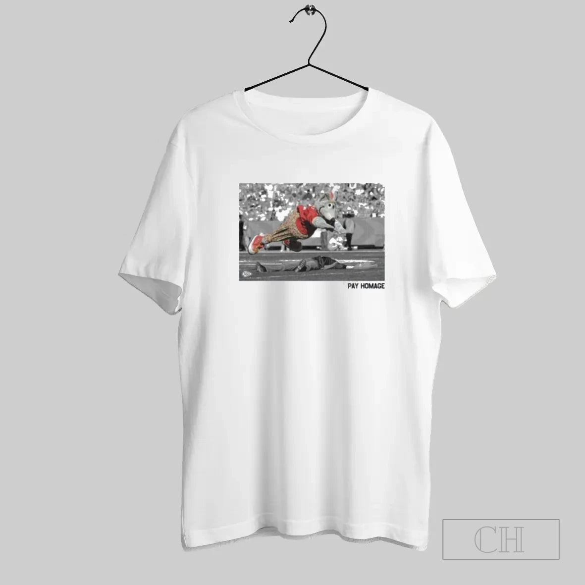 Kansas City Chiefs Kc Wolf Pay Homage