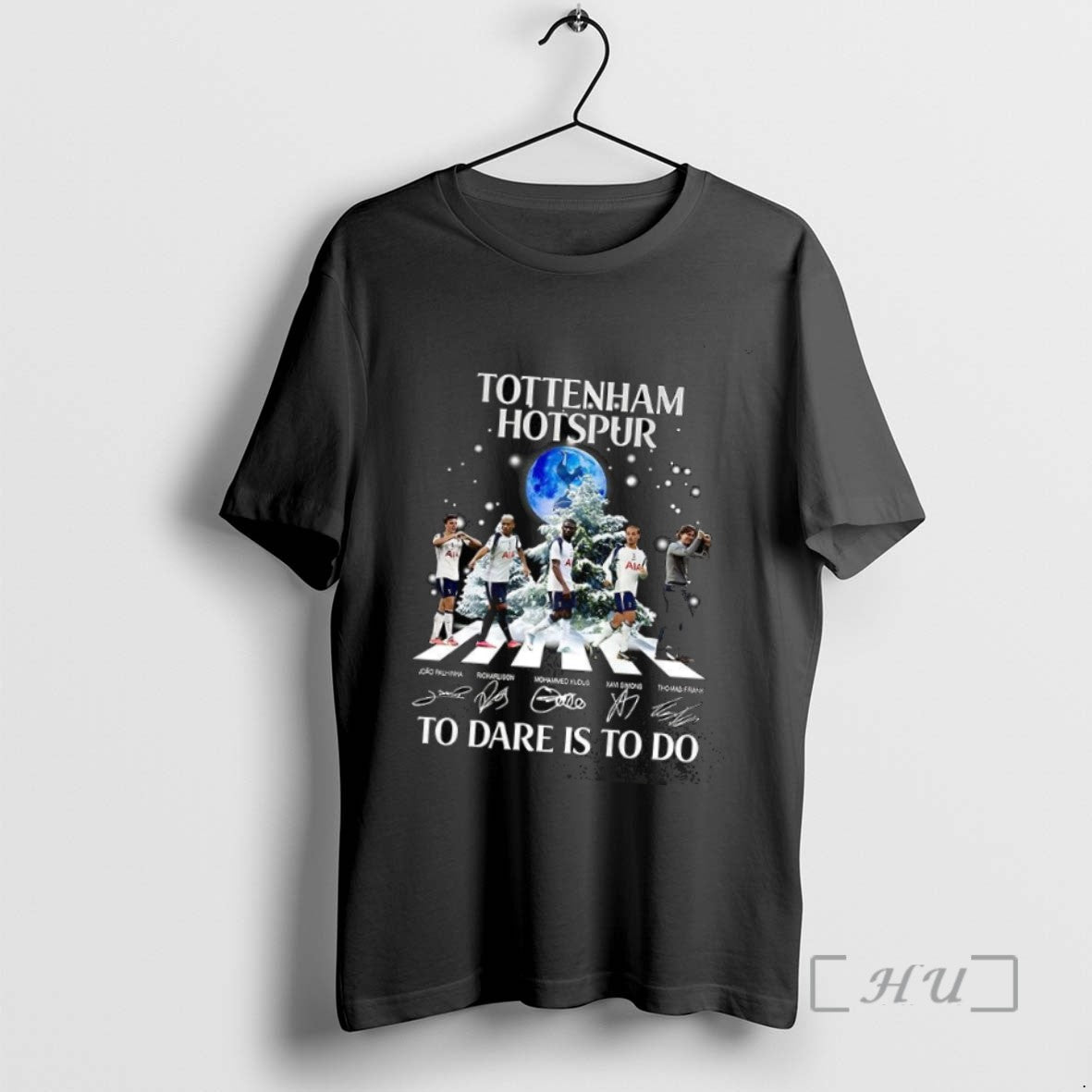 Limited Edition Tottenham Hotspur To Dare Is To Do Player Cross The Road Signature Christmas