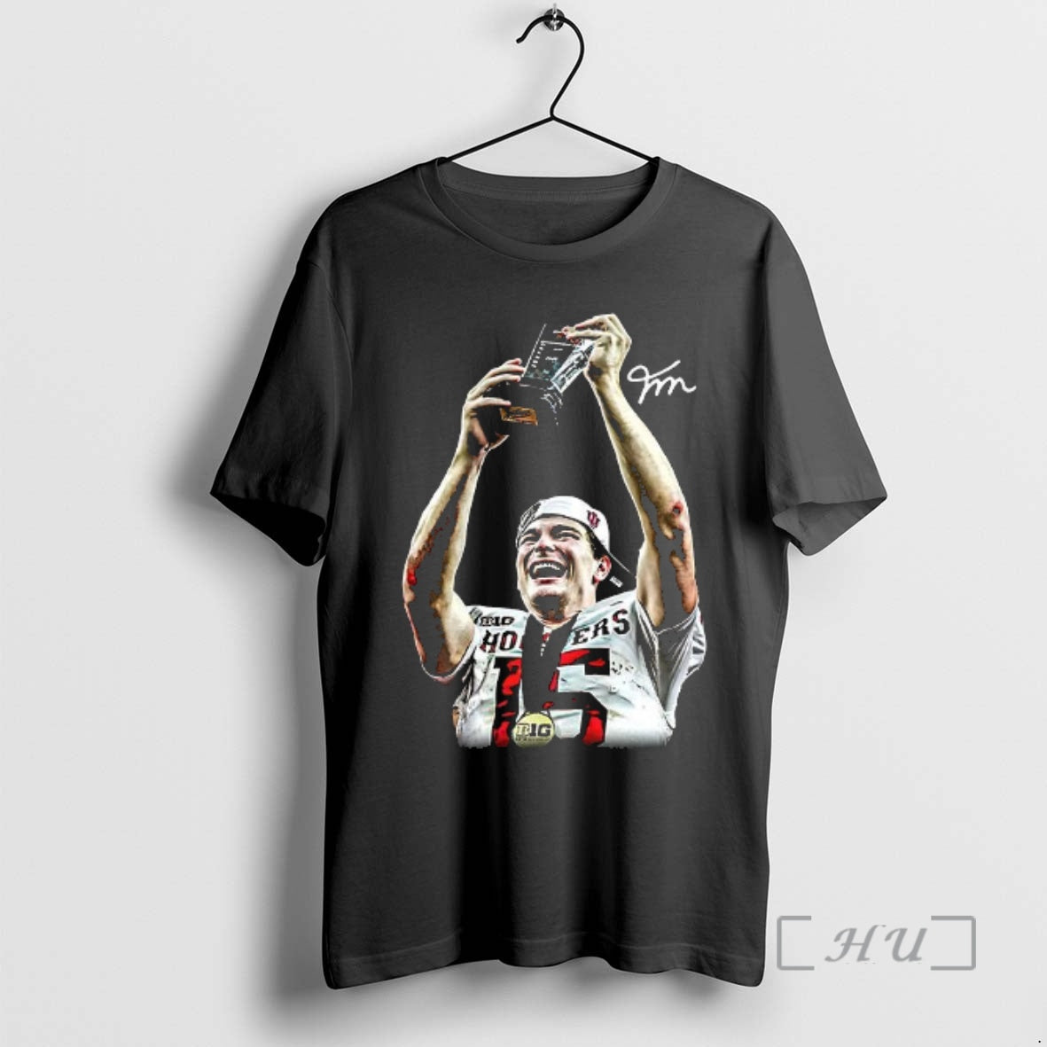 Officials Fernando Mendoza Hoosiers Indiana Football Mvp Trophy Signature T-Shirts, Hoodie, Sweatshirt | AU18TeeNovaLab.com