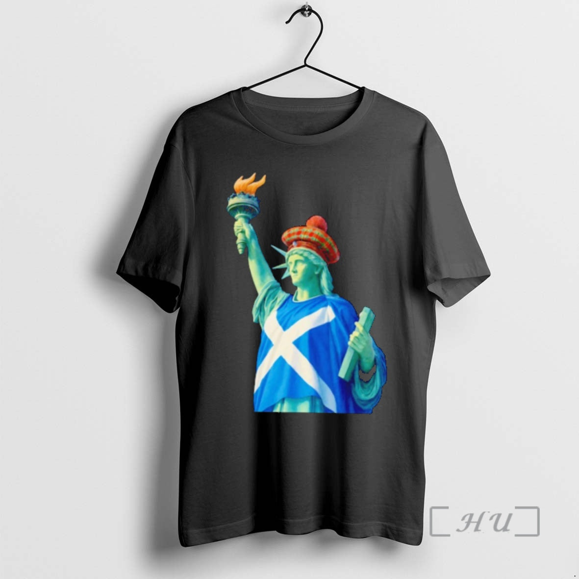 Officials Liberty Of Statue Wearing Scotland Flag T-Shirts, Hoodie, Sweatshirt | AU18TeeNovaLab.com