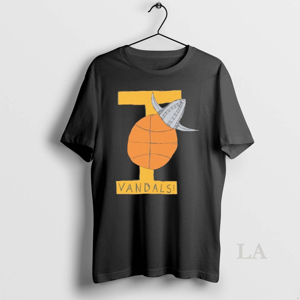 Original Idaho Vandals Womens Basketball Player Wearing Vandals T-Shirts, Hoodie, Sweatshirt | AU18TeeNovaLab.com