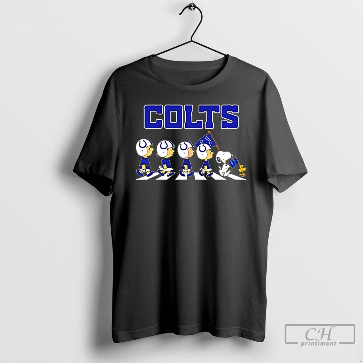 Classic Peanuts X Indianapolis Colts Football Flag Walking T-Shirts, Hoodie, Sweatshirt | AU18TeeNovaLab.com