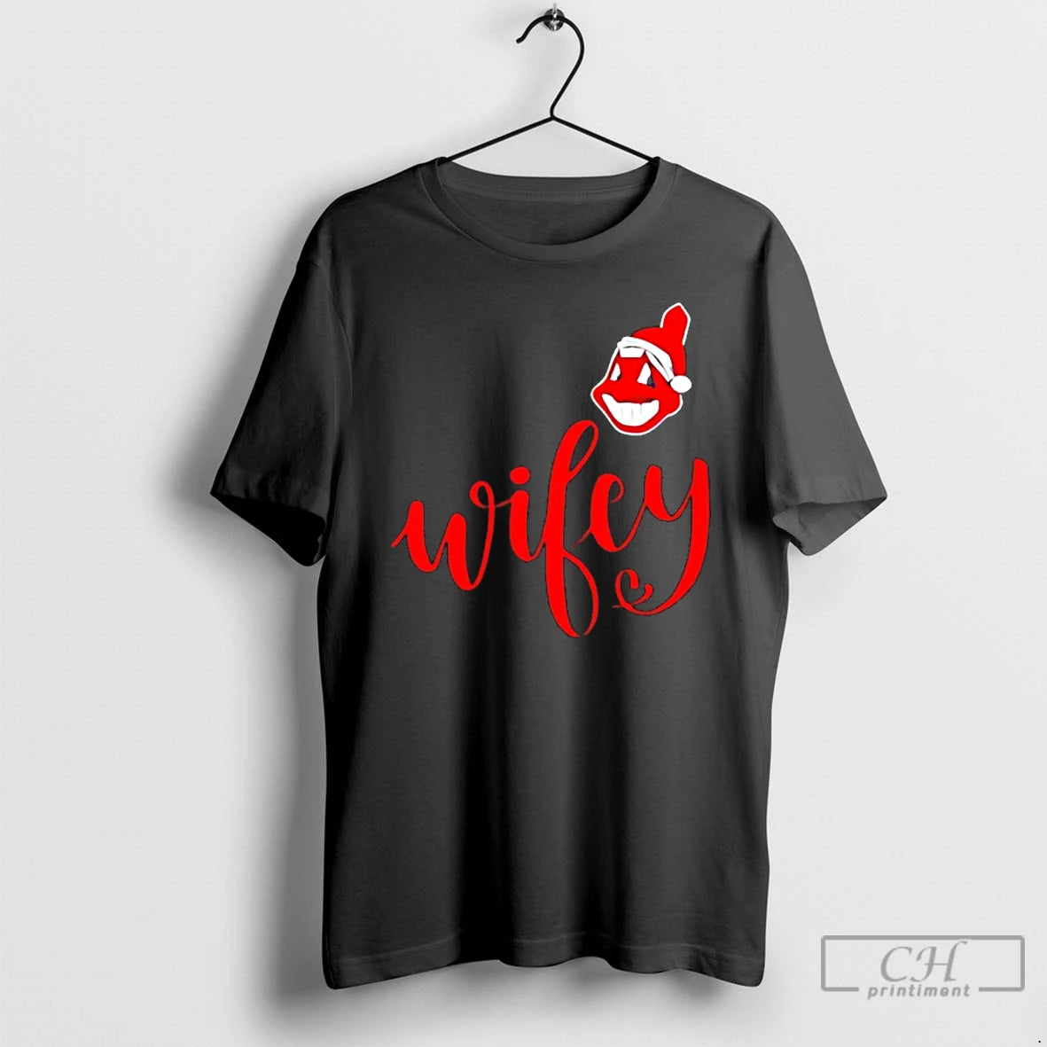 Classic Wifey Cleveland Indians Santa Hat Merry Christmas T-Shirts, Hoodie, Sweatshirt | AU18TeeNovaLab.com