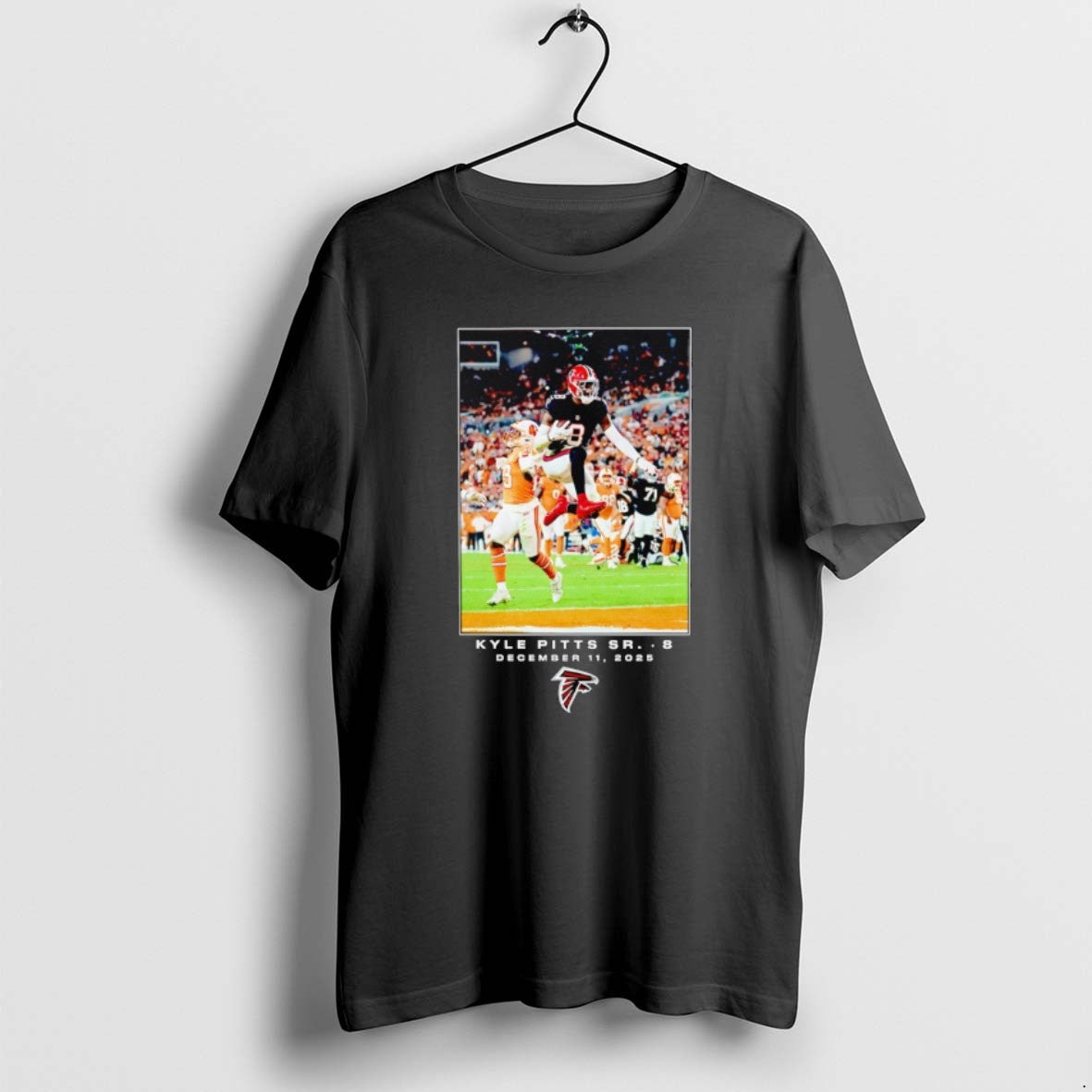 Official Kyle Pitts Sr Atlanta Falcons Football 2025 Photo T-Shirts, Hoodie, Sweatshirt | AU18TeeNovaLab.com