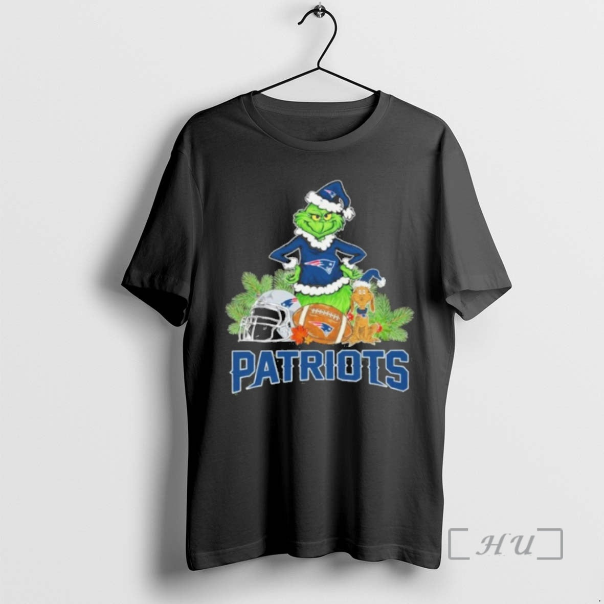 Officials 2025 Santa Grinch X Dog Ball Merry Christmas Patriots Logo Premium T Shirts Sweater Hoodie, Sweatshirt