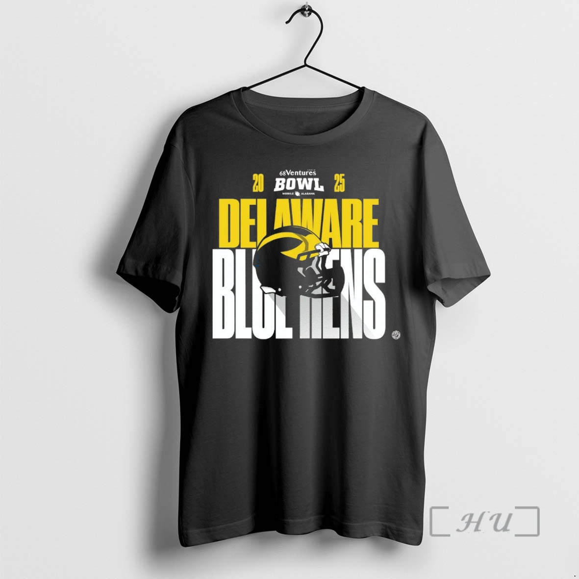 Officials Delaware Blue Hens 2025 68 Ventures Bowl Helmet Chriast T-Shirts, Hoodie, Sweatshirt | AU18TeeNovaLab.com