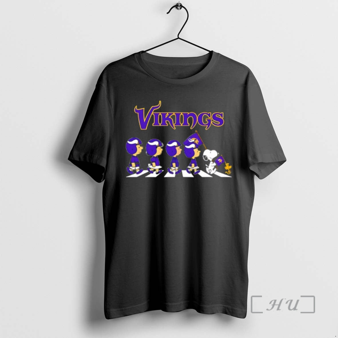 Officials Peanuts X Minnesota Vikings Football Flag Walking T-Shirts, Hoodie, Sweatshirt | AU18TeeNovaLab.com