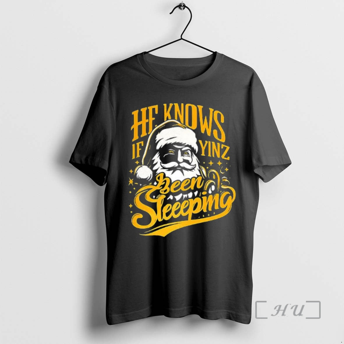 Officials Santa He Knows If Yinz Been Sleeping Pittsburgh Christmas T-Shirts, Hoodie, Sweatshirt | AU18TeeNovaLab.com