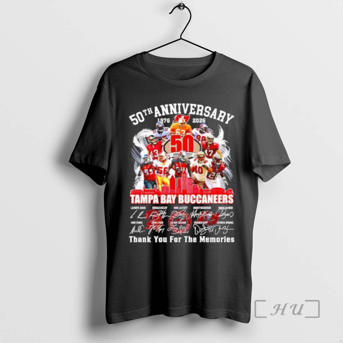 Officials Tampa Bay Buccaneers 50th Anniversary List Of Names And Signatures Premium T Shirts Sweater Hoodie, Sweatshirt