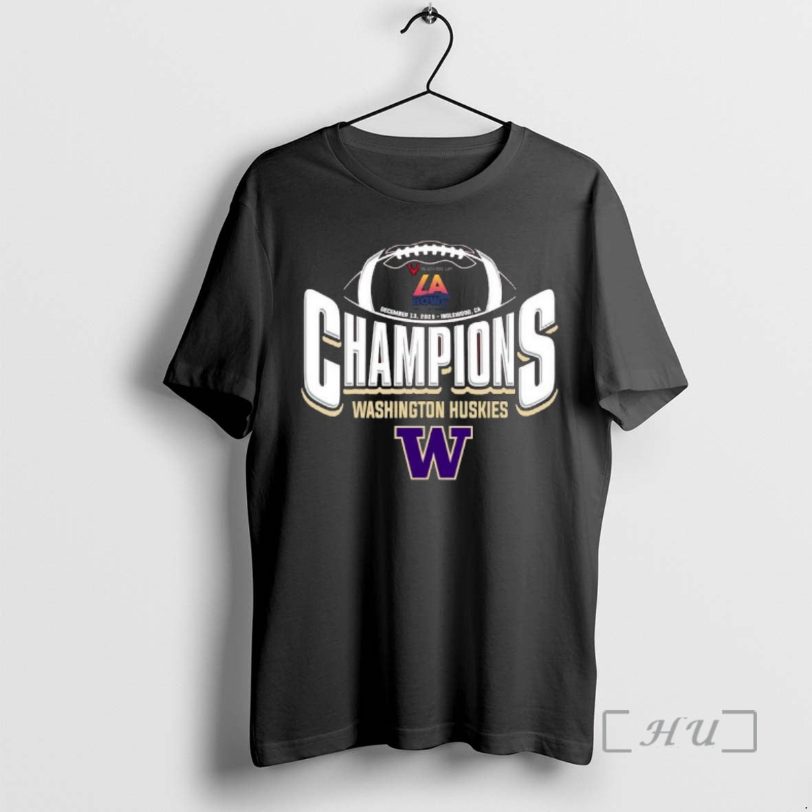 Officials University Of Washington Football 2025 Bucked Up La Bowl Hosted By Gronk Champions Premium T-Shirts, Hoodie,...