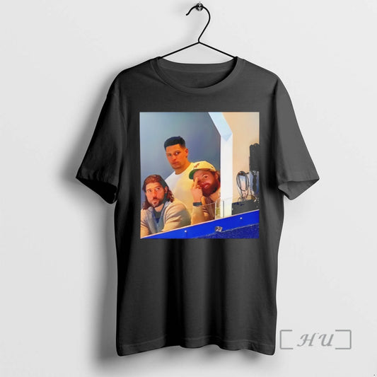 Officials William Nylander Flipping The Bird Photo T-Shirts, Hoodie, Sweatshirt | AU18TeeNovaLab.com