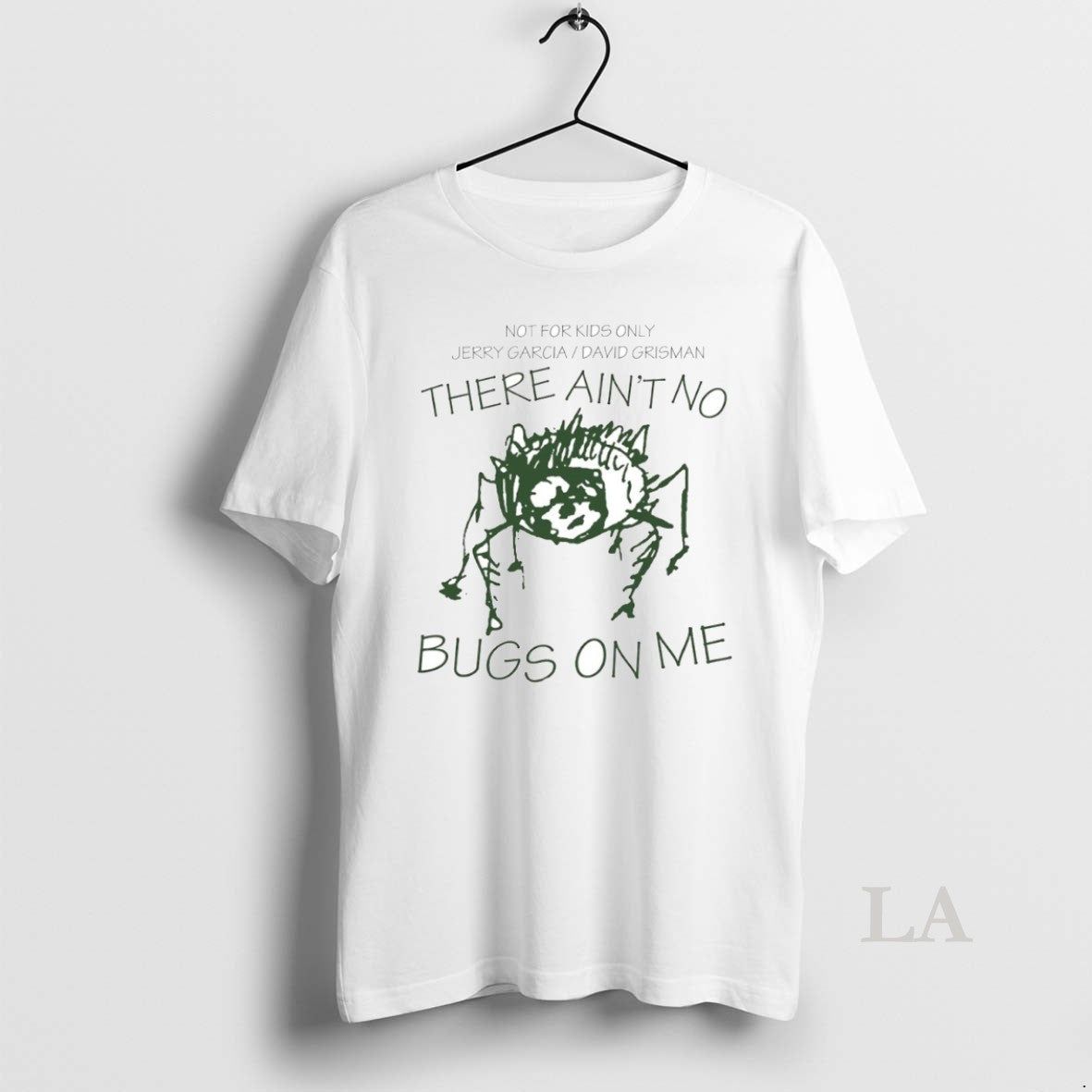 Original Aint No Bugs On Me Circle T-Shirts, Hoodie, Sweatshirt | AU18TeeNovaLab.com