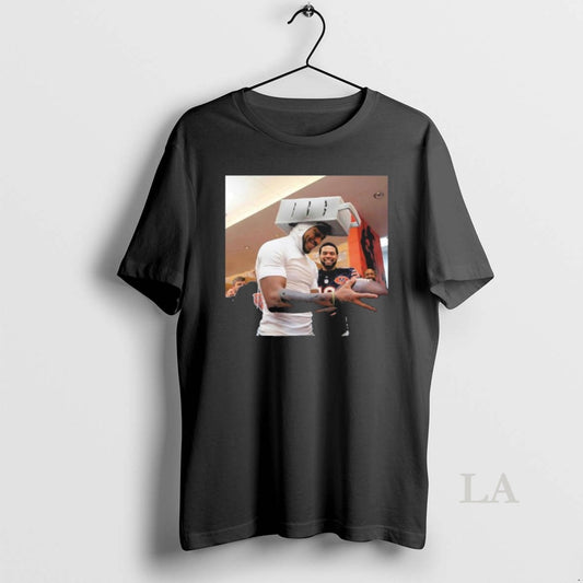 Original Bears Dj Moore Wore A Cheese Grater Hat T-Shirts, Hoodie, Sweatshirt | AU18TeeNovaLab.com