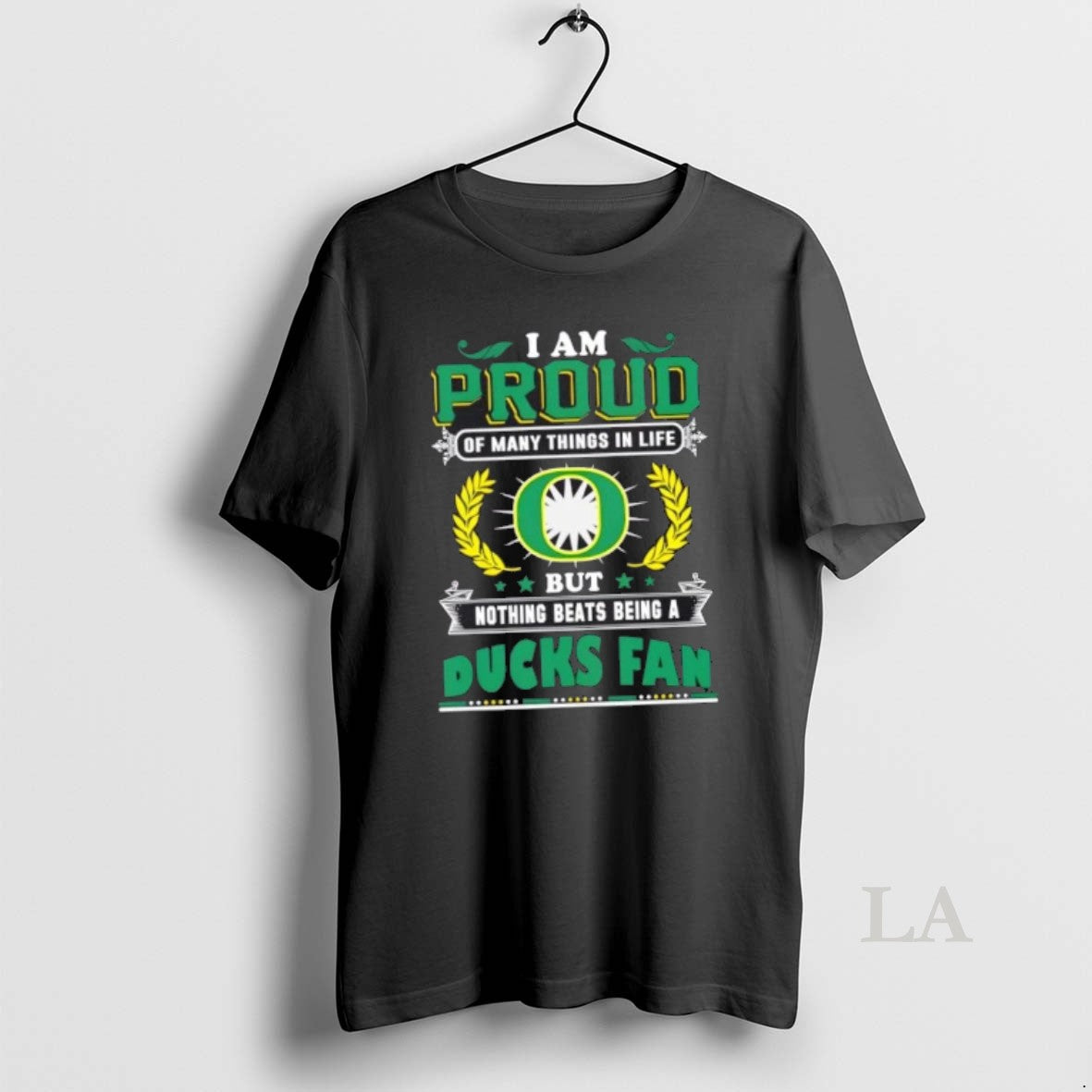Original I Am Proud Of Many Things In Life But Nothing Beats Being A Oregon T-Shirts, Hoodie, Sweatshirt | AU18TeeNovaLab.com