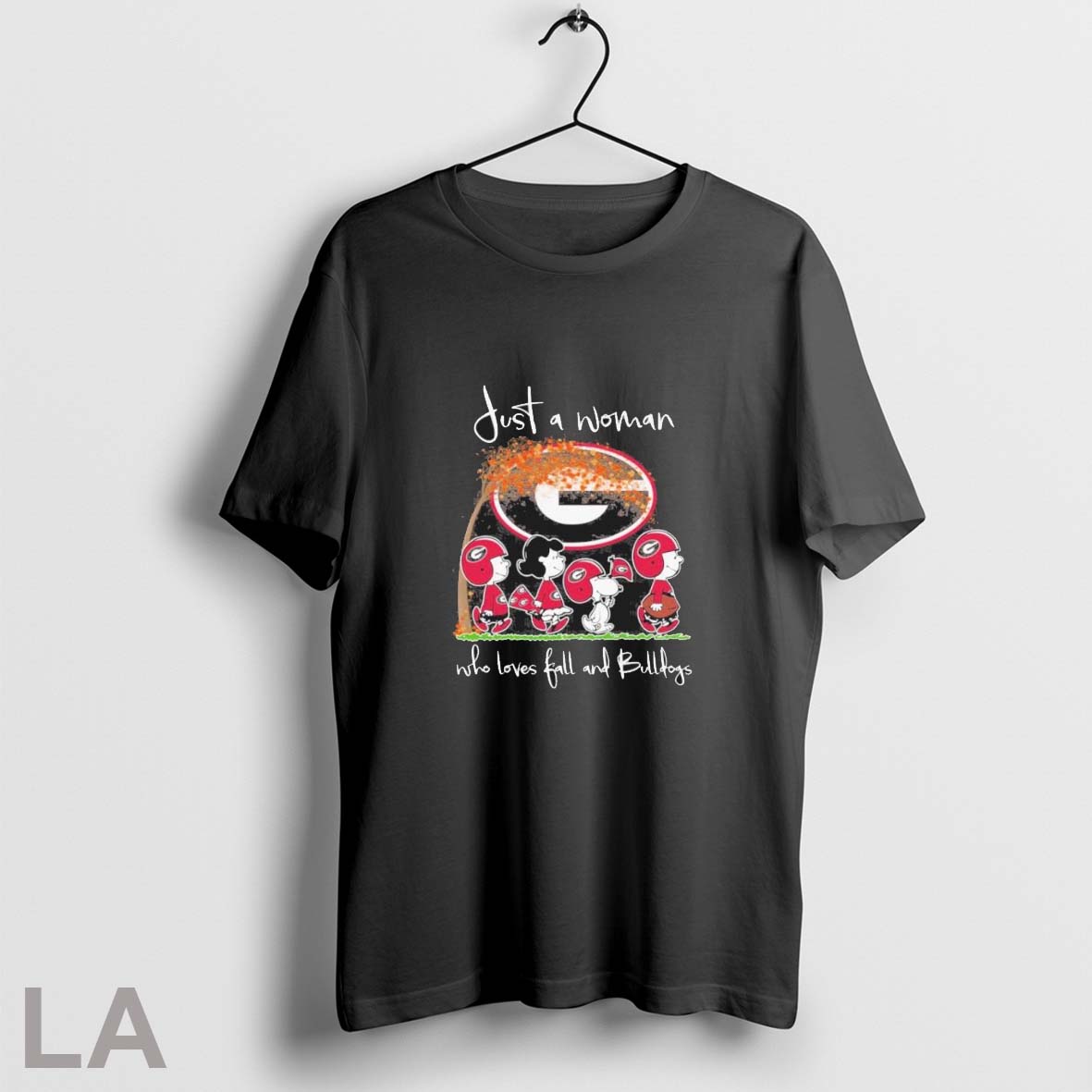 Original Just A Woman Who Loves Fall And Georgia Bulldogs X The Peanuts Walking