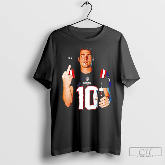 Premium Drake Maye Middle Finger Smoking T-Shirts, Hoodie, Sweatshirt | AU18TeeNovaLab.com