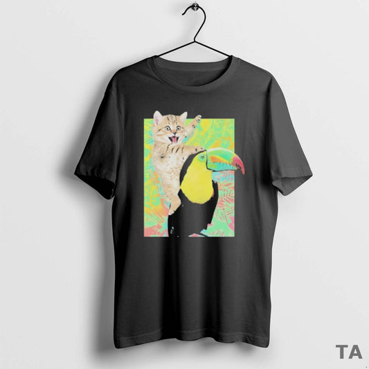 Top Tabby Cat Riding Toucans Animal Funny T Shirt Sweater Hoodie, Sweatshirt | AU18TeeNovaLab.com