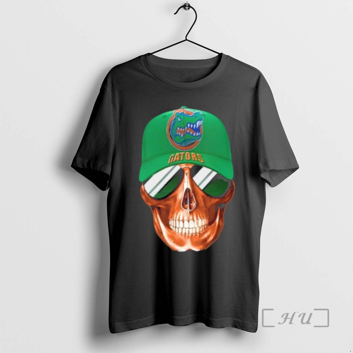 Trending Skull Wearing A Cap And Smile Florida Gators Fans T-Shirts, Hoodie, Sweatshirt | AU18TeeNovaLab.com