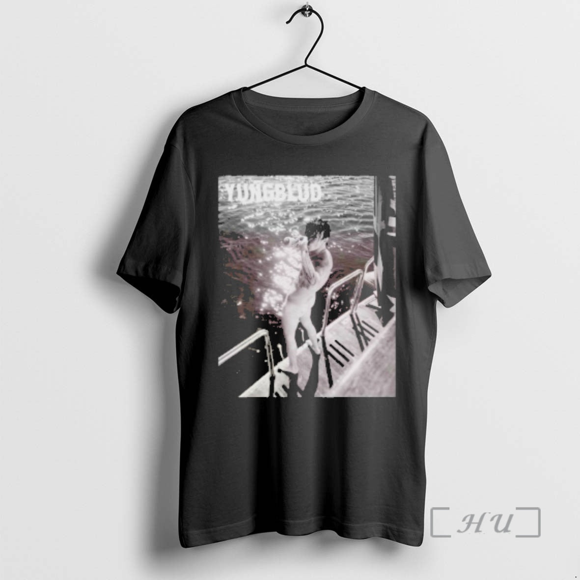Trending Yungblud Bare It All On Yacht T-Shirts, Hoodie, Sweatshirt | AU18TeeNovaLab.com